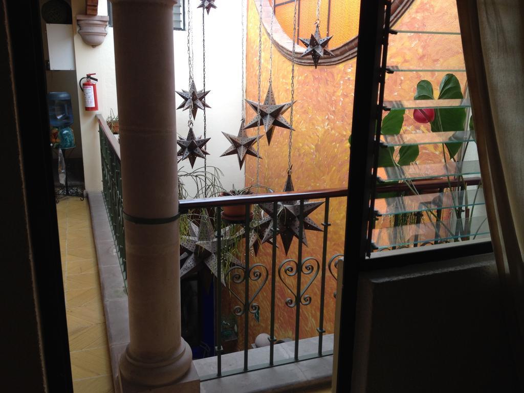 Hostal Casa Castillo 모렐리아 외부 사진