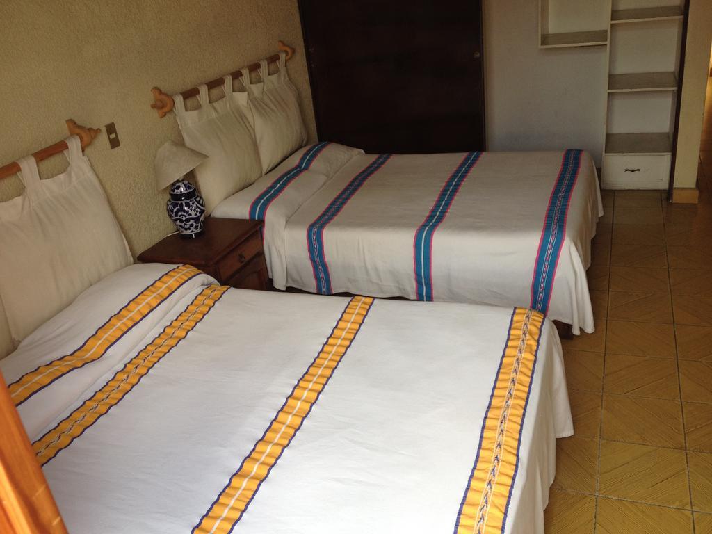 Hostal Casa Castillo 모렐리아 객실 사진
