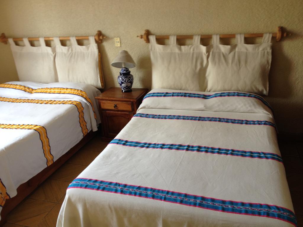 Hostal Casa Castillo 모렐리아 객실 사진