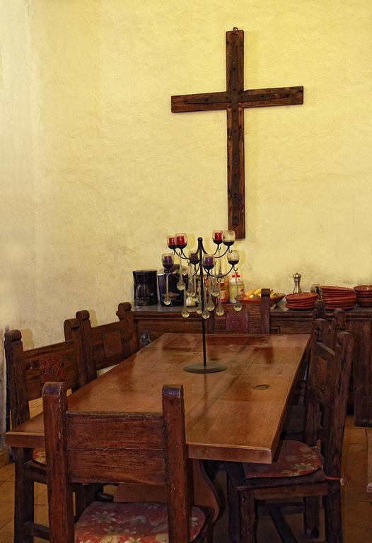 Hostal Casa Castillo 모렐리아 외부 사진