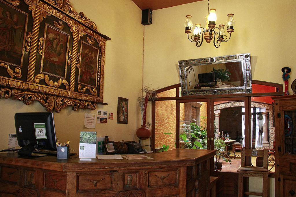 Hostal Casa Castillo 모렐리아 외부 사진